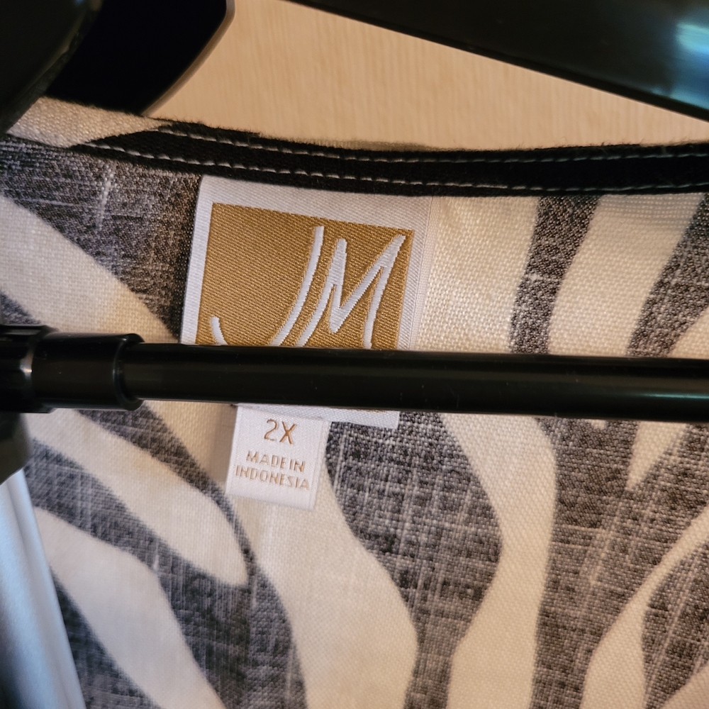 JM Collection Zebra Print Linen Tunic with Turquoise Accents - Picture 3 of 3
